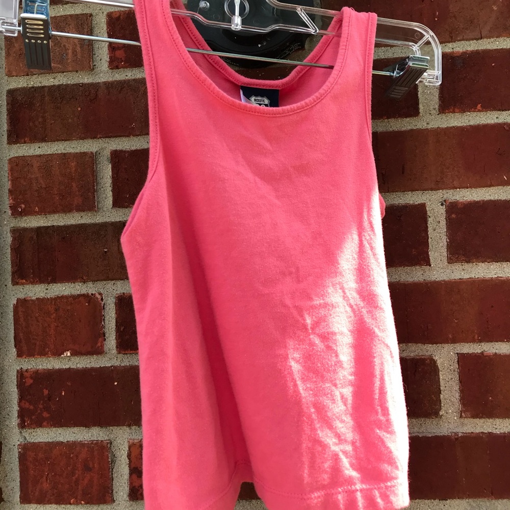 Pink tank top